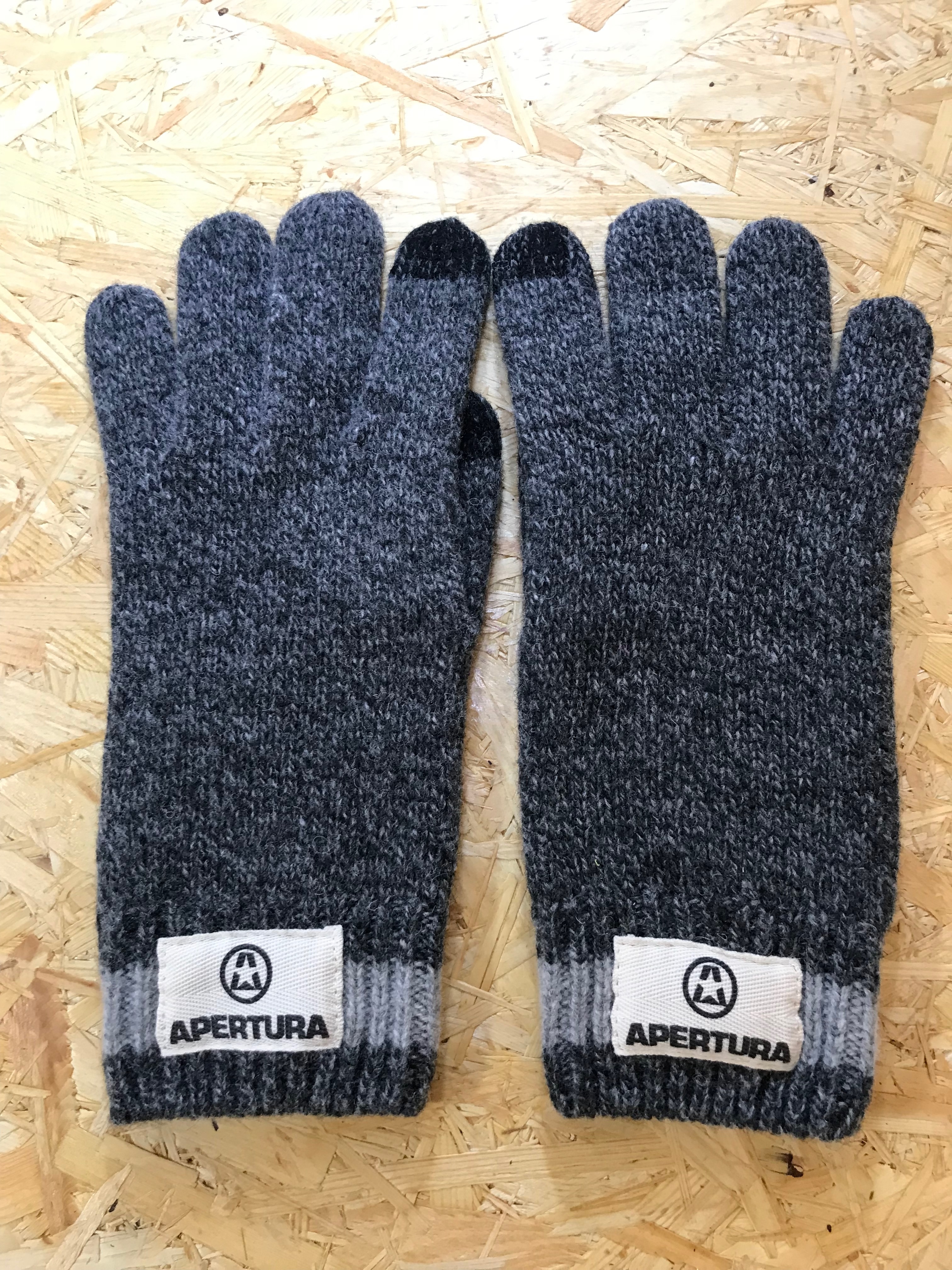 GLOVES-Gray